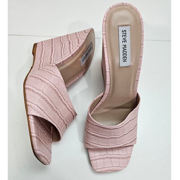 Steve Madden Pink Wedges Size 10 - NWOT - Picture 1 of 6